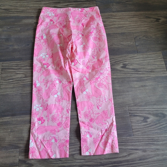 Lilly Pulitzer Womens RARE Pink Lions Pattern Capri Pants size 2 Chino - Picture 3 of 4